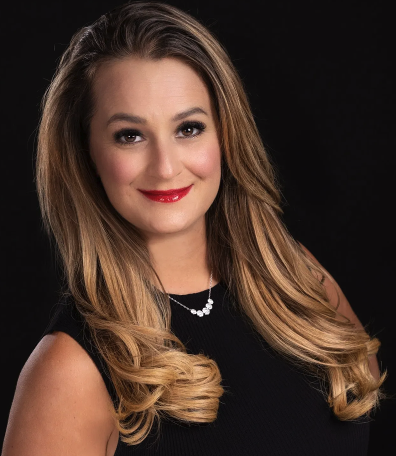 Christine Gioia headshot