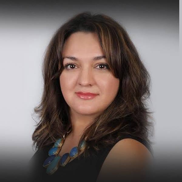 Emma Nunez headshot
