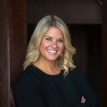 Alison Guelker headshot