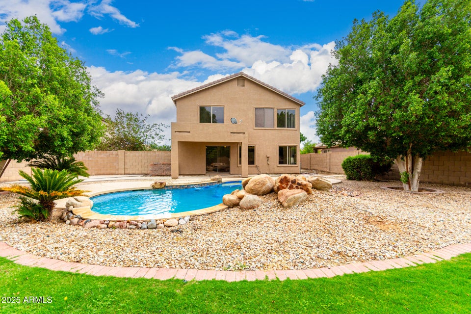 21078 N 74th Ln, Glendale AZ 85308 — photo 2 — Best Home On Tour, Glendale, AZ 85308 (July 15, 2026)