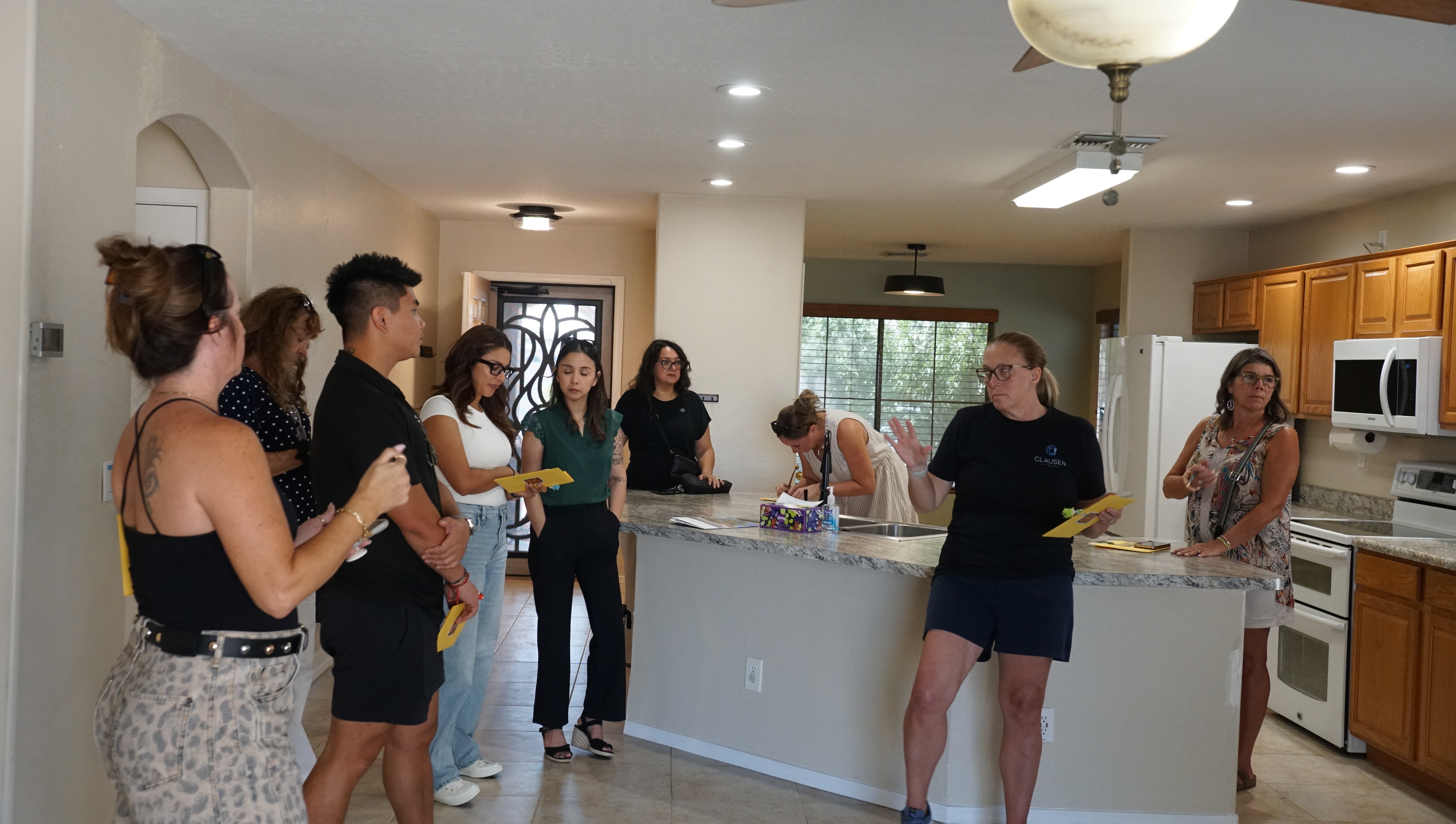 11166 W Mountain View Dr, Avondale AZ 85323 — photo 4 — Best Home On Tour, Avondale, AZ 85392 (August 25, 2026)