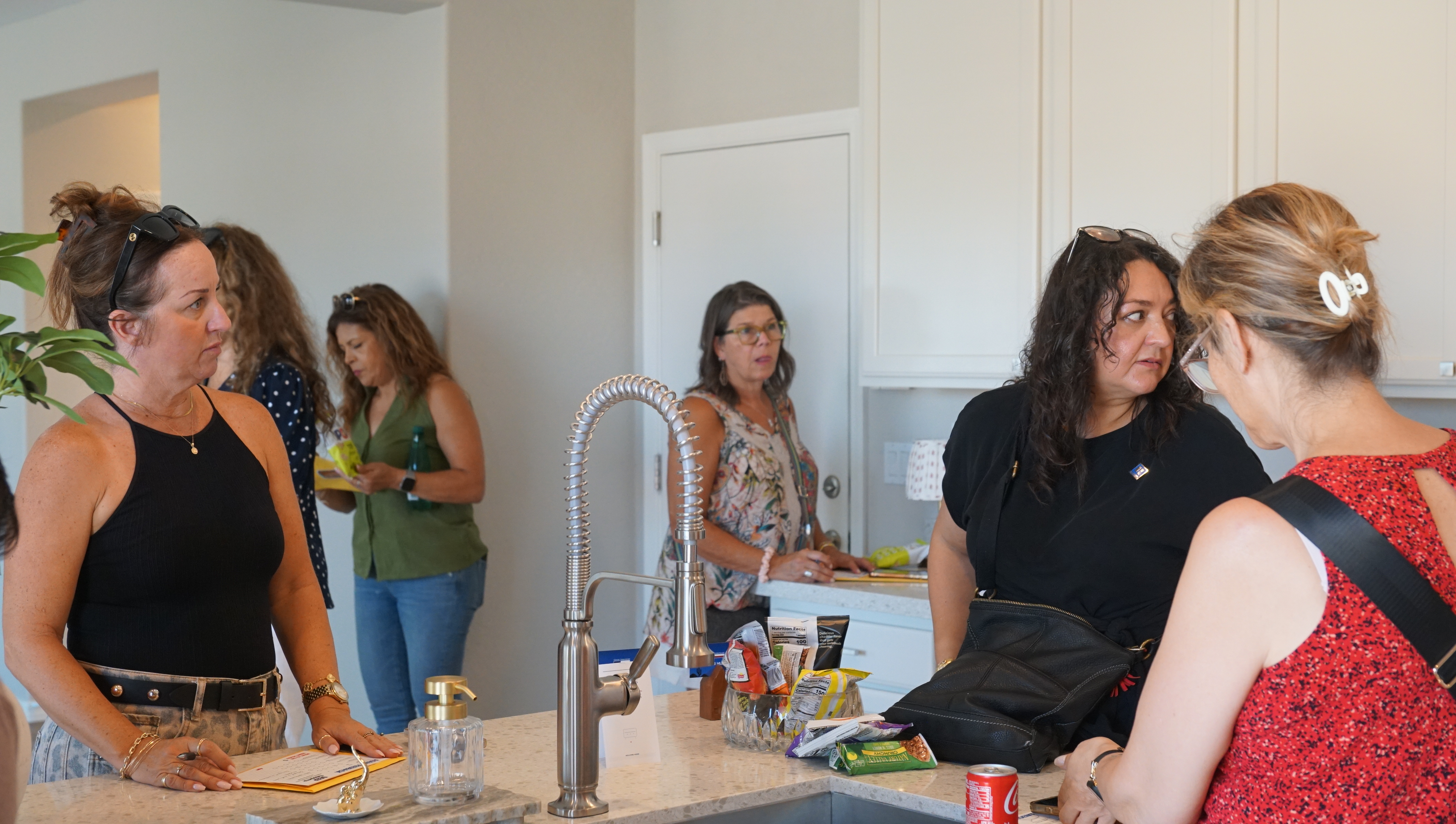 10116 W Luxton Ln, Tolleson AZ 85353 — photo 4 — Best Home On Tour, Avondale, AZ 85392 (August 25, 2026)