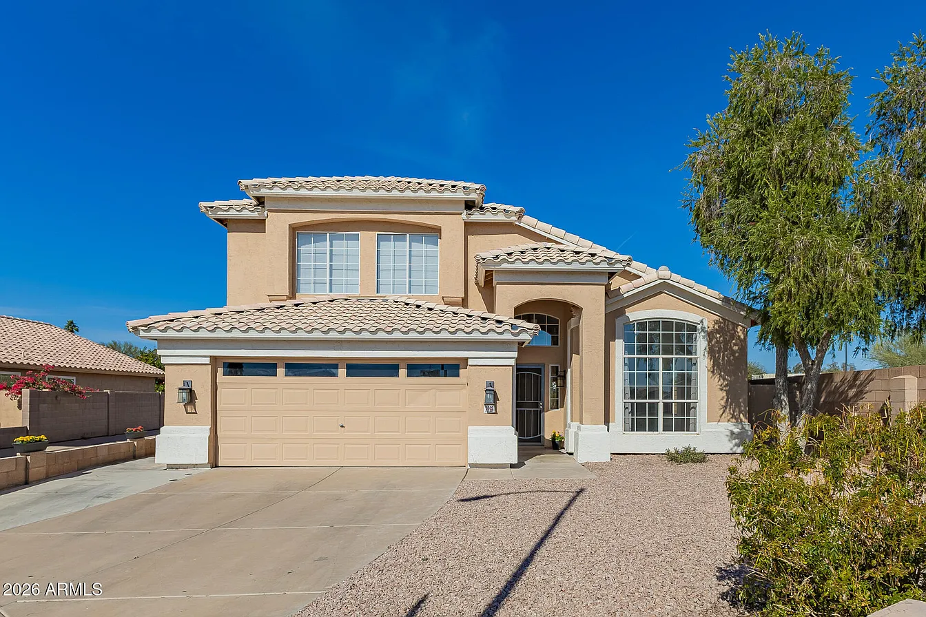 1002 W Kelton Ln, Phoenix AZ 85023 — photo 1 — Best Home On Tour, Phoenix, AZ 85023 (September 2, 2026)