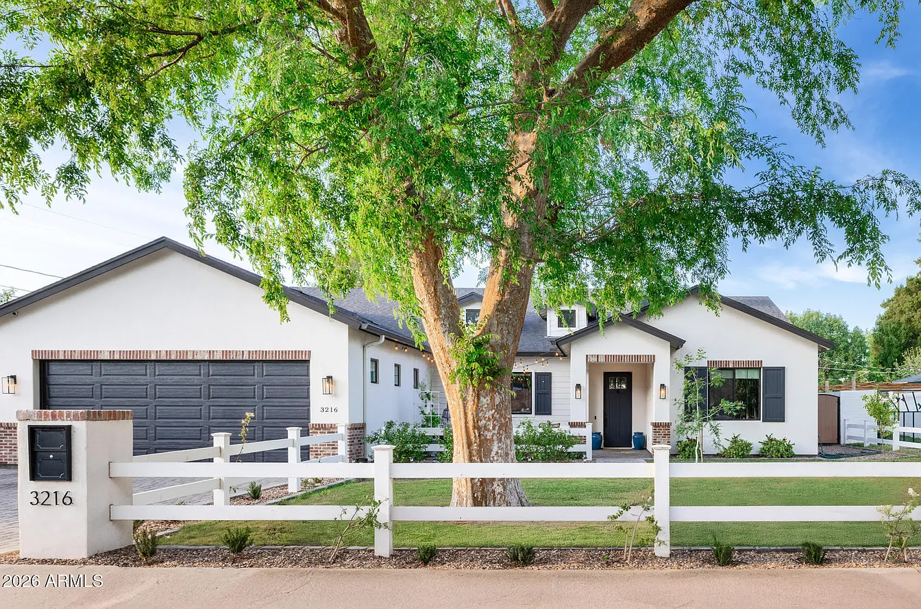 3216 E WELDON AVE, Phoenix AZ 85018 — photo 1 — Best Home On Tour, Phoenix, AZ 85016 (September 23, 2026)