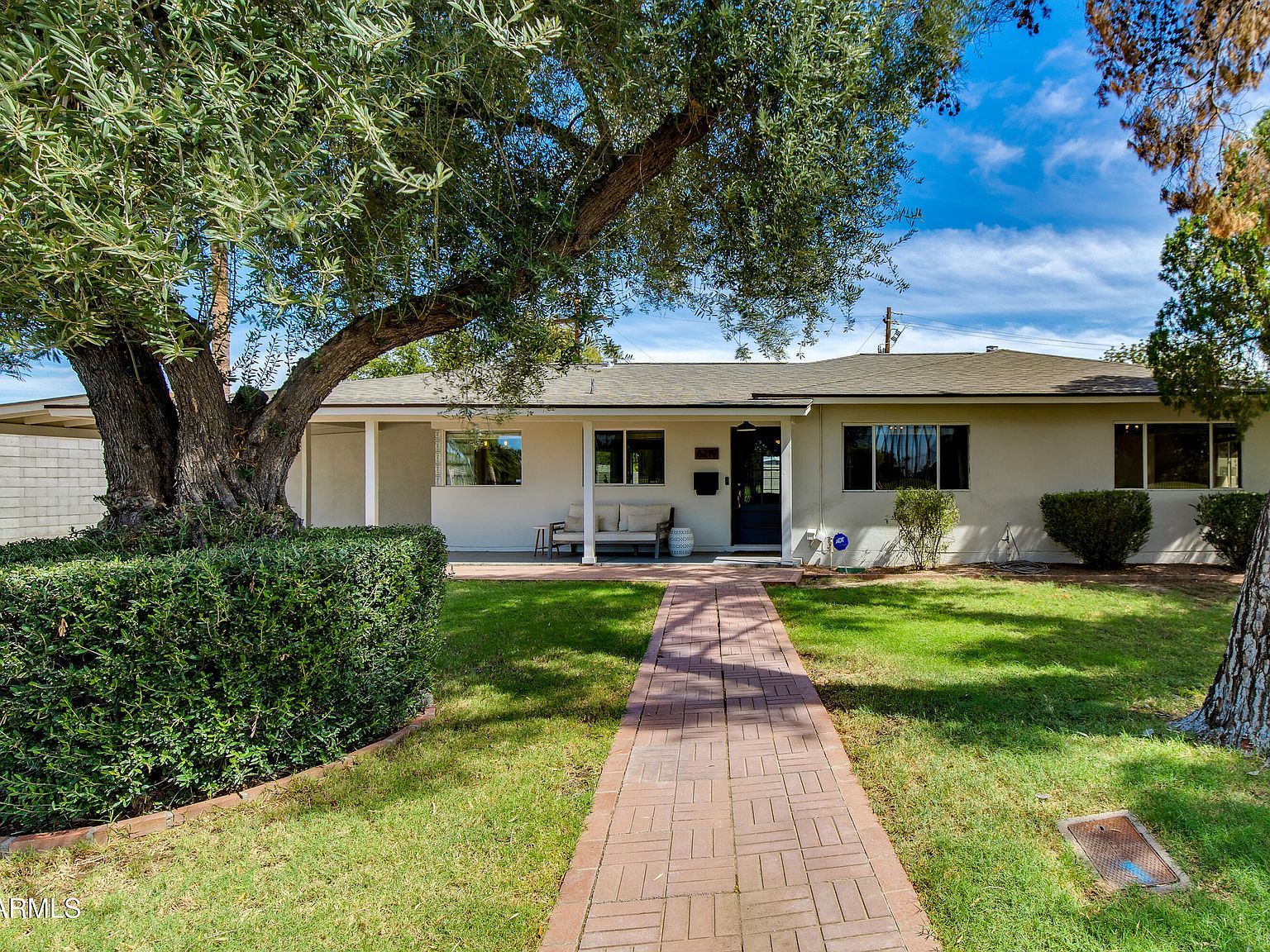 6219 N 11TH AVE, Phoenix AZ 85013 — photo 1 — Best Home On Tour, Phoenix, AZ 85014 (September 30, 2026)