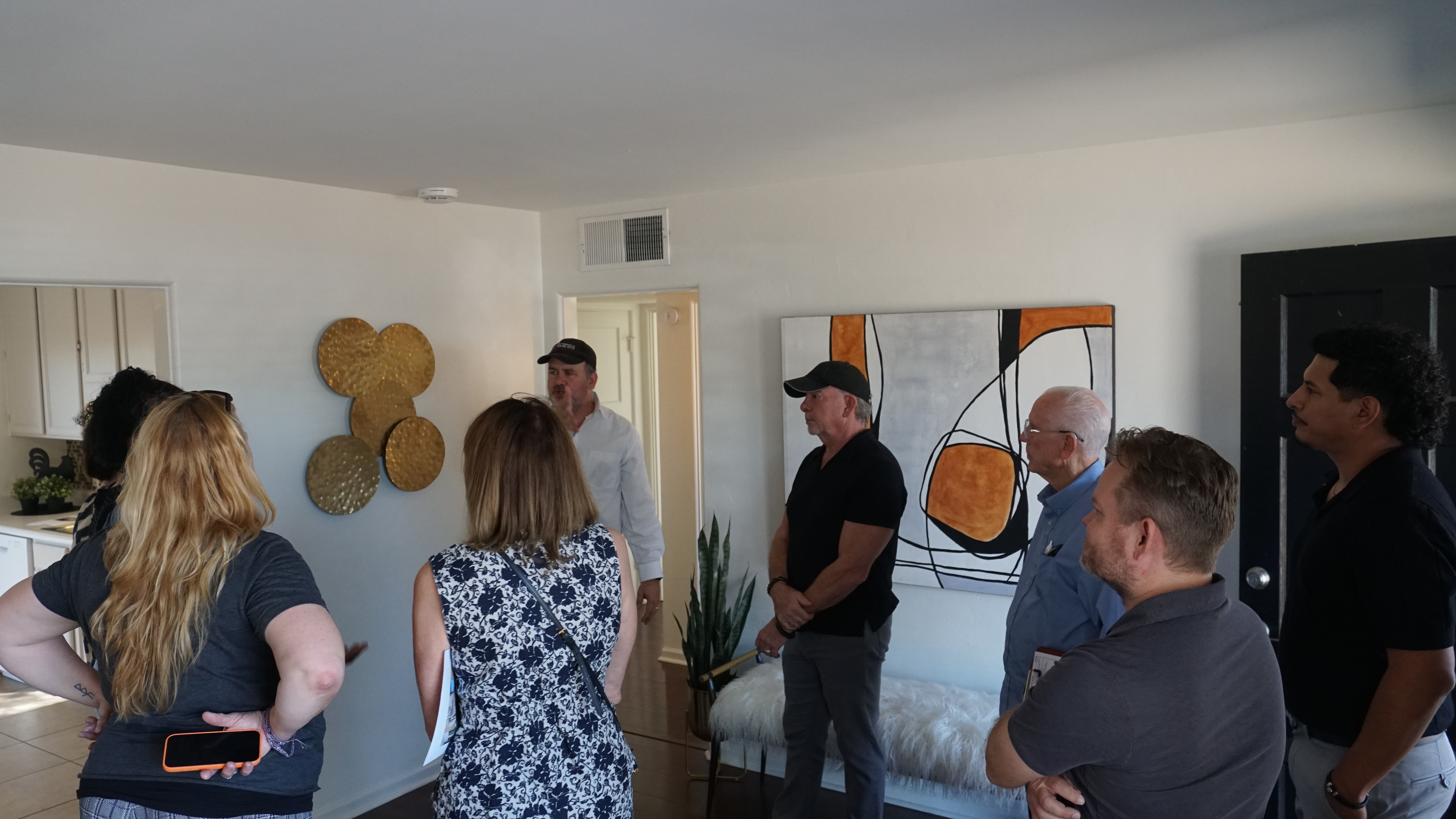 2221 W Clarendon Ave, Phoenix AZ 85015 — photo 3 — Best Home On Tour, Phoenix, AZ  (September 30, 2026)