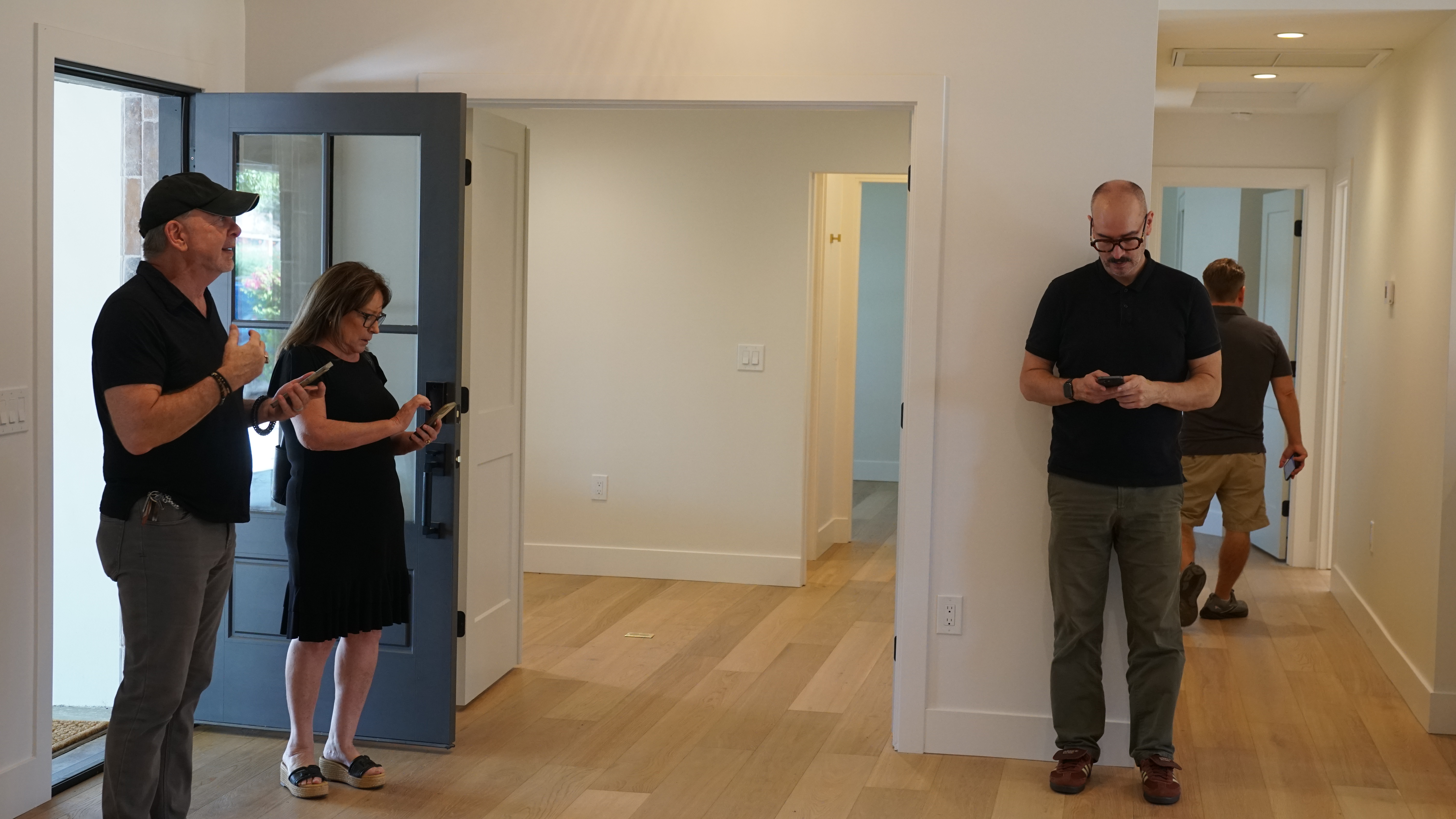 1117 W Vermont Ave, Phoenix AZ 85013 — photo 3 — Best Home On Tour, Phoenix, AZ  (September 30, 2026)